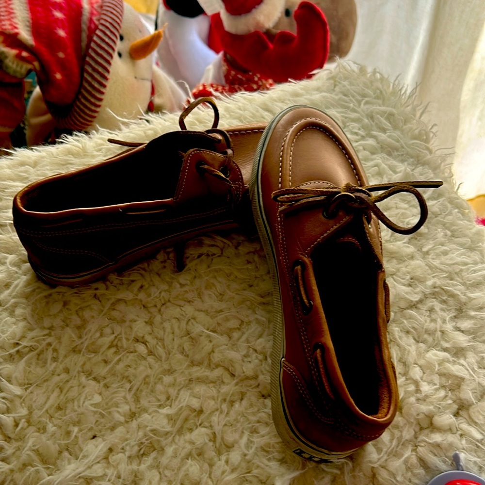 L L Bean boat shoes